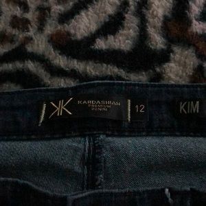 Jeans. Kim Kardashian’s straight